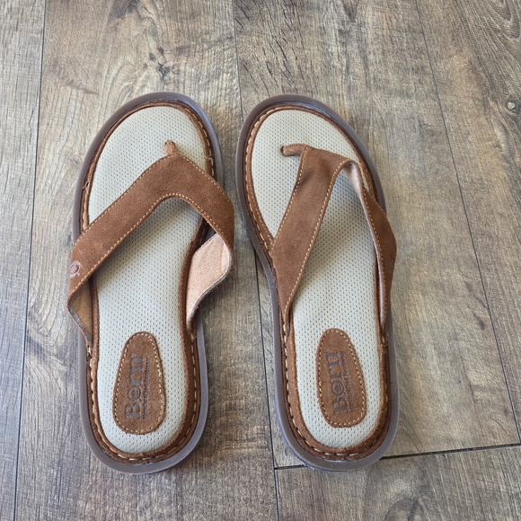 Born Brown Leather Upper Sandals Men Size 11